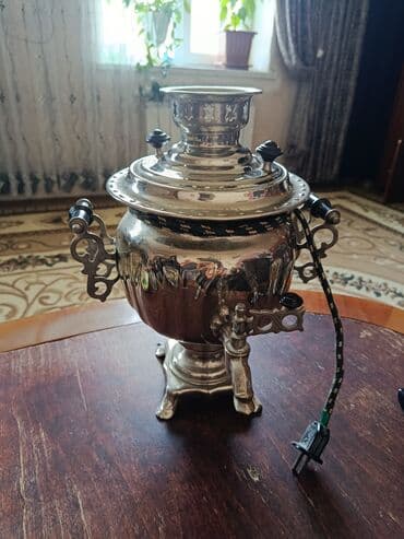 samovar qedimi: Elektrik samovar - Material: parlaq metal korpus, dekorativ relyef və — 1