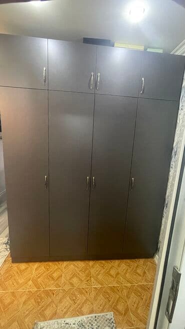 Divan və masa dəstləri: Yeni, Açılan, 4 qapılı Düz dolab, Qarderob, paltar dolabı — 5