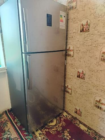 tap az soyuducu: İki qapılı, paslanmayan polad görünümlü soyuducu - Üstdən dondurucu — 2