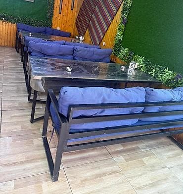 kafe divani: Kafe restoran uçun divan desti 1dest 580₼ satılır 5 dəst var.ölçüsü — 1
