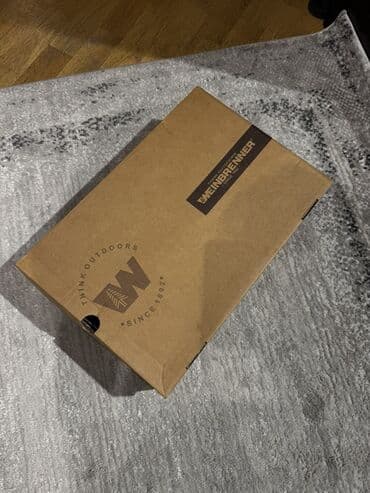 uzerinde gerb olan qepikler: - Brend: Weinbrenner - Üzərində “Think Outdoors – Since 1892” loqosu - — 3