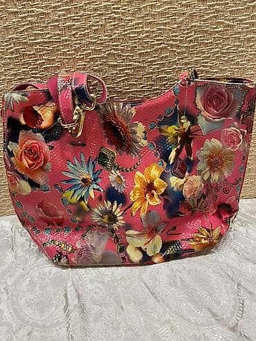 sakvoyaj çantalar: Сумки очень мало б/у, есть и натур кожа, последняя новая 10-15 м — 2