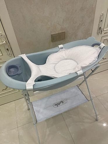 Uşaq vannası – ayaqlı komplekt - Rəng: açıq mavi - Ayaqlı dayaqla