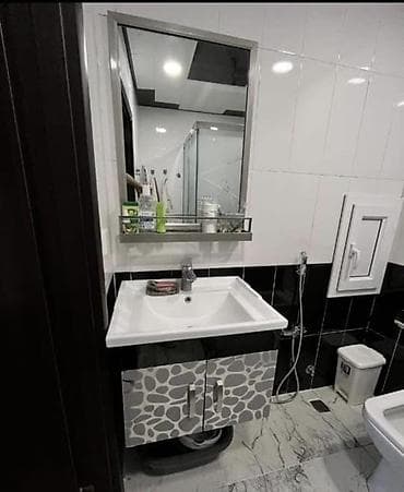 Nyonuz üçün güzgülü dolablı lavabo dəsti - Dəst tərkibi: üst hissədə