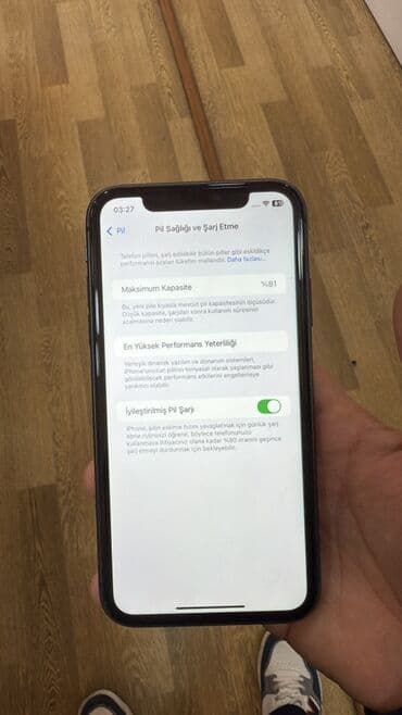 iphone pil: IPhone 11, 64 GB, Qara, Face ID — 2