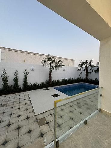 5 otaqlı, 135 kv. m, Yeni təmirli