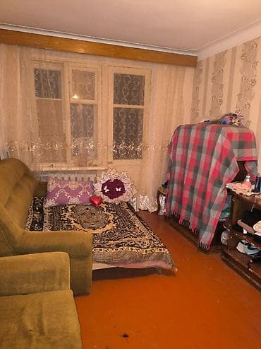 Bağ evləri: Mənzil Ayuna Sultanovda, 5 mərtəbəli binanın 3 cü mərtəbəsində — 1