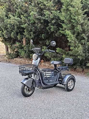 mopet elektrik: Elektrik üçtəkərli skuter - Güclü elektrik mühərriki və sakit işləmə — 1