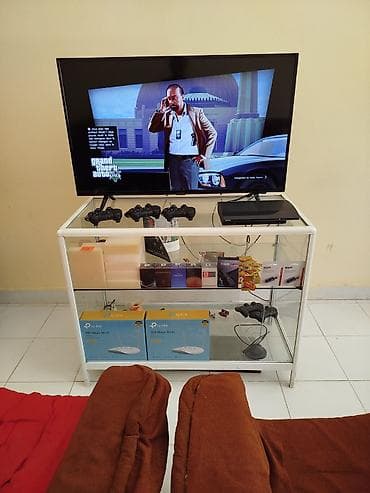 playstation kirayesi: Pes 3 -2 əd, televizor-2 ədədəd,Kampelkt 1000 manat,Fikri dəqiq olan — 3
