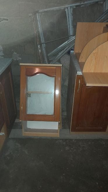 hovsanda kiraye evler: Mətbəx mebeli: islenmis mebel seti kompletk satilir 2ci el. yaxşı — 6