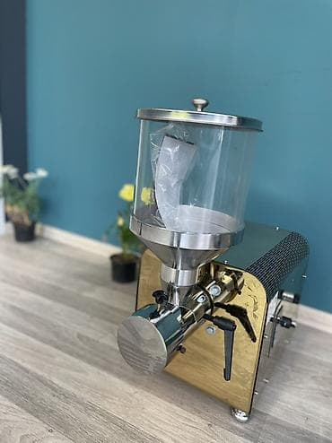 qoz ləpəsi qiyməti: Fıstıq və digər çərəzlərdən pastalar hazırlayan peşəkar pasta/yağ — 4