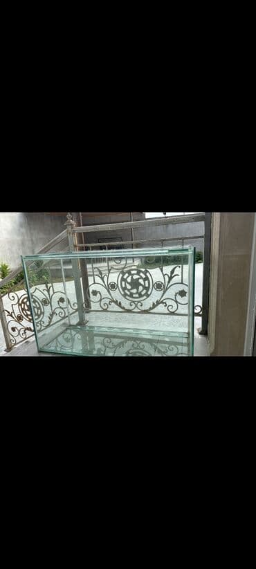 🆘 TƏCİLİ SATILIR DƏYƏRİNDƏN ÇOX UCUZ Akvarium 110₼ . Eni 50sm