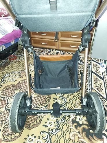 Детский мир: Классическая прогулочная коляска, Возраст: 6-12 месяцев — 9