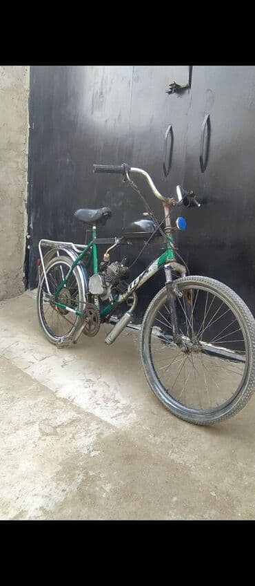 3 təkərli moped: Motorlu velosiped – pedallı və benzinlə işləyən hibrid nəqliyyat — 2