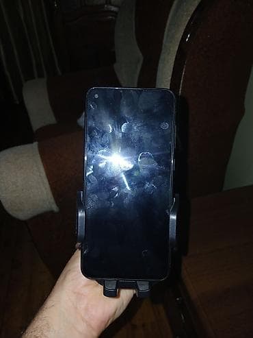 maped kreditle: Avtomobil üçün universal telefon tutacağı - Ön şüşəyə və ya panelə — 8