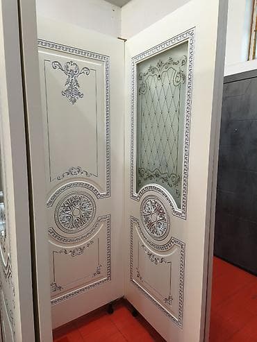 Klassik üslubda interyer qapıları - Material: MDF əsaslı, davamlı