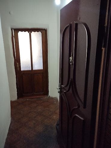 sumqayitda kiraye: Kirayə otaq – mebelli Təsvir: - Geniş və işıqlı otaq, hündür tavanlı — 3