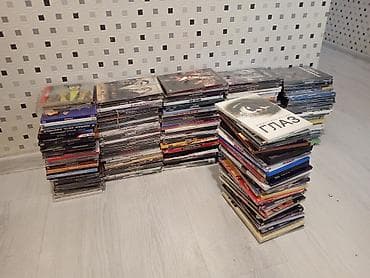 kasetlər: Böyük DVD kolleksiyası – müxtəlif janrlarda filmlər və seriallar - — 1