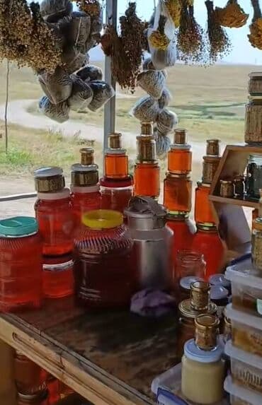 şüşə konfet: Təbii arı balı – şüşə bankalarda Məhsul təsviri: - Qızılı-çəhrayı — 3