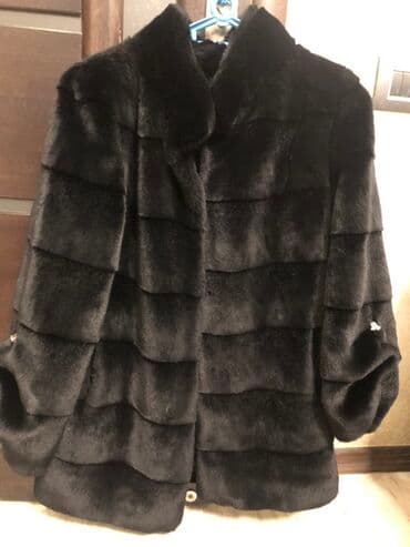 qadın kurkləri: Qara rəngli xəz plaş/palto - Zərif, parlaq teksturalı xəz material - — 3