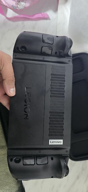 120 x 70: Lenovo Legion Go – portativ oyun konsolu Xüsusiyyətlər: - Böyük — 5