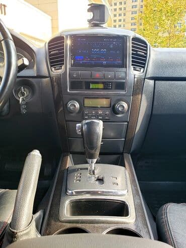 ekskavatör satışı: Kia Sorento: 3.8 l | 2008 il Universal — 7