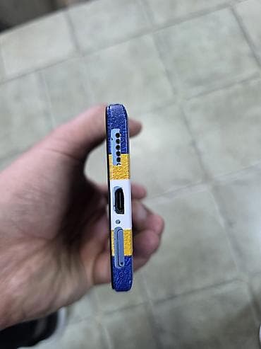 xiaomi 10t pro: Xiaomi 12 Pro, 256 GB, rəng - Qara, 
 Sensor, Barmaq izi, İki sim kartlı — 4