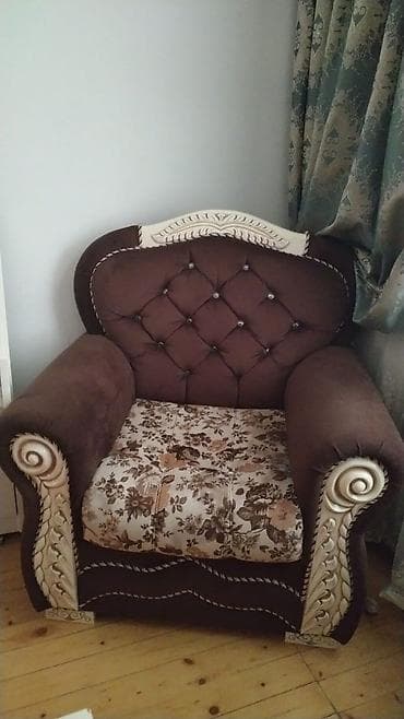 l divan: İşlənmiş, Klassik divan, Divan, Bazalı, Açılan — 2