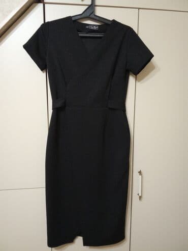 Sviterlər: Qadın geyim dəsti 1) Qara rəngli, ağ çiçək naxışlı yay paltarı - — 10