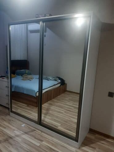 viona mebel: Dolab 250 azn hündürlük 2.10, eni 60 sm,uzunluq 1.80 ÜNVAN:-yasamal — 1