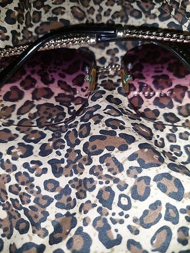 açqi: Biri 10 azn — 8