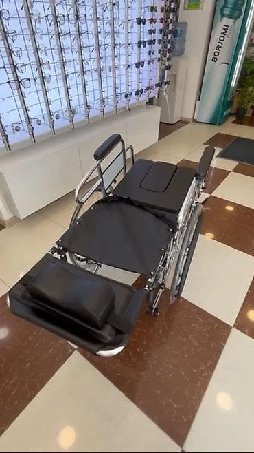 matorlu araba: Tualet funksiyalı universal əlil arabası - Çevrilən oturacaq: orta — 2