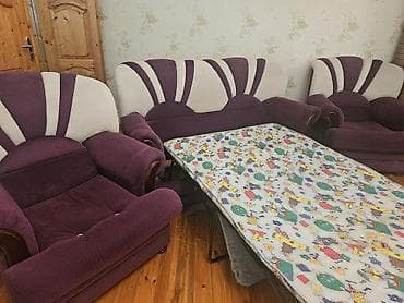 Di̇van-kravat, Divan, Açılan