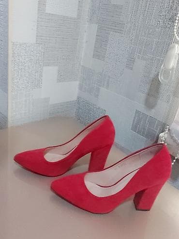 Tuflilər, Ölçü: 37, rəng - Qırmızı, İşlənmiş