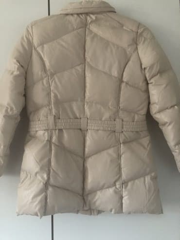 Pencəklər: Endirim edildi. Benetton mexli kapushonu da var. Elde bashqa kurtkalar — 2