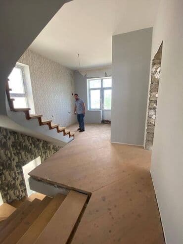 savalan ev: Savalan 5 otaqlı, 280 kv. m, Kredit yoxdur, Orta təmir — 15