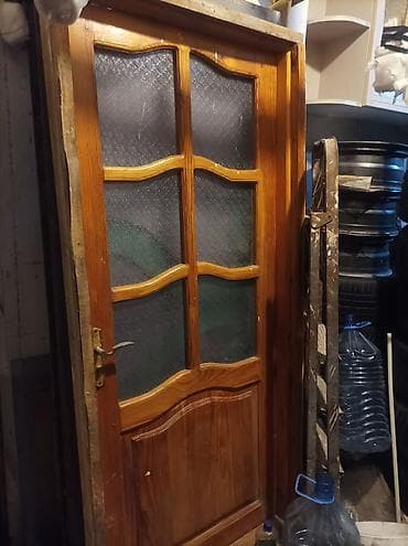 qapi taxda: Taxta iç qapı – şüşəli dizayn - Material: təbii ağac (rəngi bal/qoz — 2
