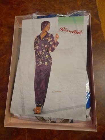 Домашний комплект. Новый в упаковке. Размер большой. Шёлковый, очень