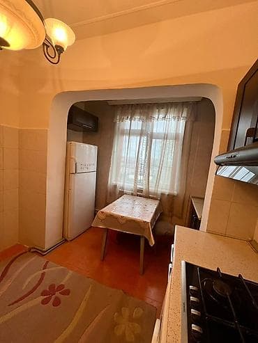 studio menziller: Ev 9 mkr 65/61 nomreli aftobusun son dayancagi terefde yerlesir — 6