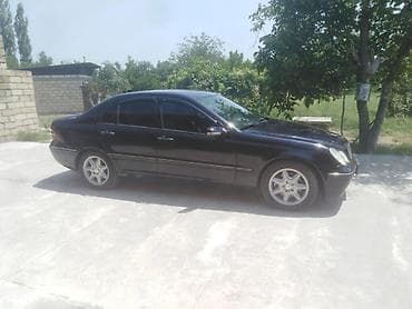 klas 6: Mercedes-Benz C 240: 2.6 l | 2000 il Sedan — 6