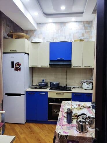 ehmedlide ev: Xətai rayonu,Əhmədli metrosuna 5 dəqiqə piyada mesafe,Neapol — 9