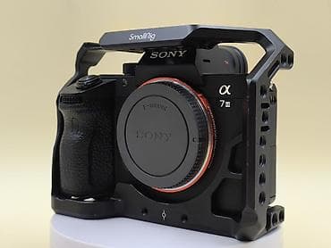 Videokameralar: Sony Alpha a7 III (ILCE-7M3) tam kadr güzgüsüz fotoaparat + SmallRig — 1