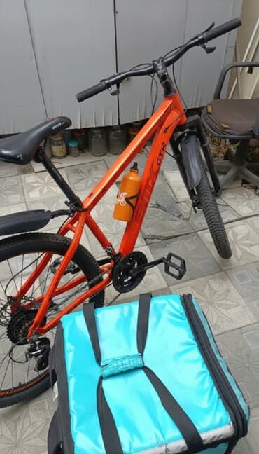 Pulsuz: Wolt çantası axtarıram 20-25 manata satılan çantalar varsa əlaqə — 1