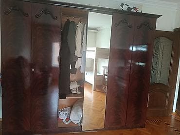 Guzgunu çıxarmışiq o biri tərəfi de evdedi sağlamdi . təmirlə elaqeli — 1