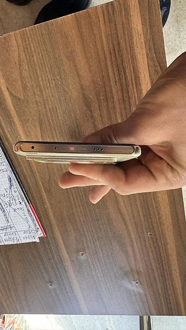 40 azn telefon: Infinix Note 40 Pro, 256 GB, rəng - Yaşıl, Sensor — 7