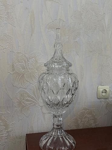 konfet qabi: Crystal BOHEMIA şirniyyat qabı (qapaqlı, ayaqlı) - Brend: Crystal — 1