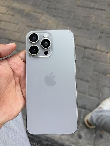pc hisseleri: Məhsul: Smartfon (USB‑C girişli, metal korpuslu, yastı kənarlı dizayn) — 5