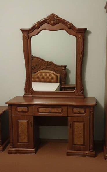 продается спальный гарнитур: Taxt dəsti satılır. Az istifadə olunub, ümumi vəziyyəti yaxşıdır — 3