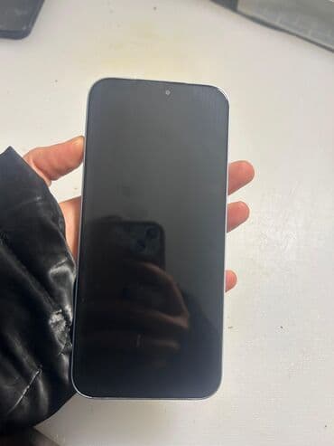 z fold 4: Honor X8b, 256 GB, Barmaq izi — 2