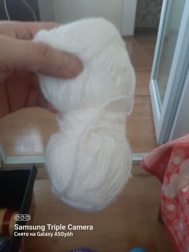 ağıllı şap: Toxuculuq ipi dəsti - Rənglər: parlaq qırmızı (böyük konus sarğıda) — 4